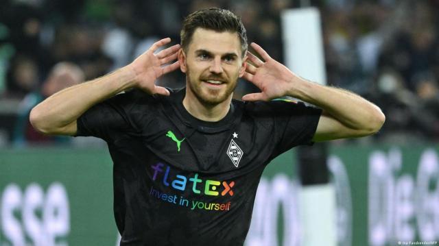 kaiyun-门兴大将跳槽去死敌 霍夫曼到药厂是咋回事？