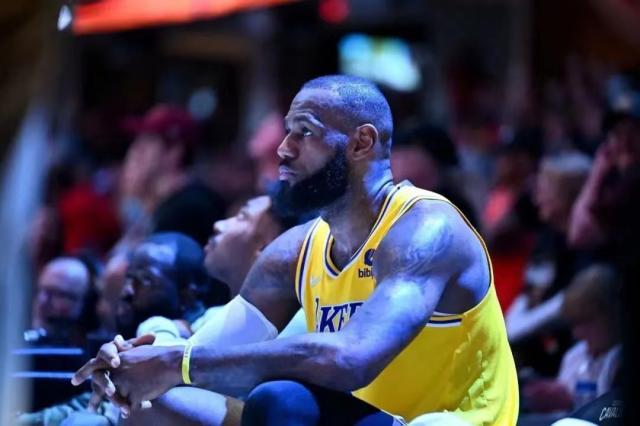 1649239102912017921.jpg a6bf5a63a49bdb015530a925db0aec0.jpg